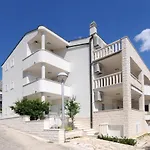 Villa Zvonko
